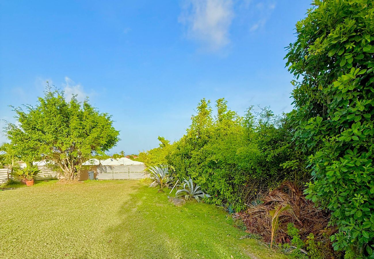 House in Sainte-Anne - Le Domaine des 3 Caps 