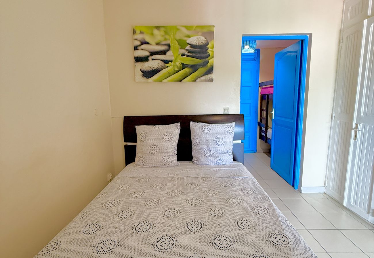 Studio in Le Diamant - coquet studio  équipé à 25 mètre de la plage