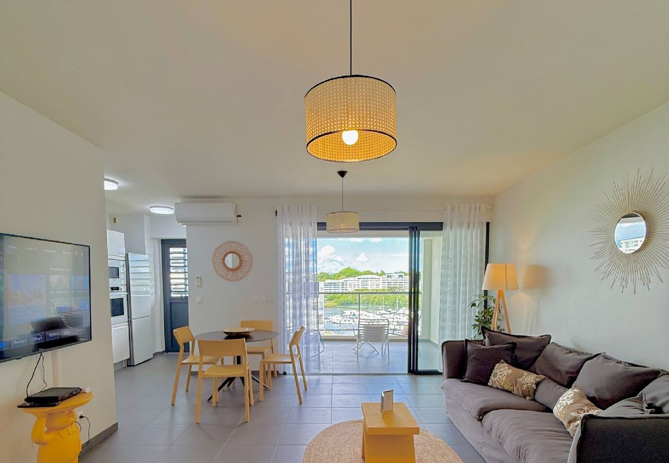Apartment in Fort-de-France - Appartement Corail Bleu 3 Étoiles 