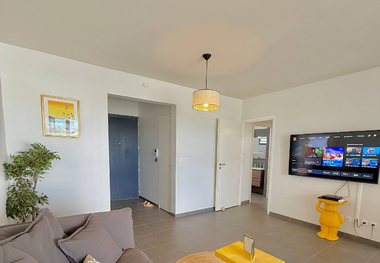 Apartment in Fort-de-France - Appartement Corail Bleu 3 Étoiles 