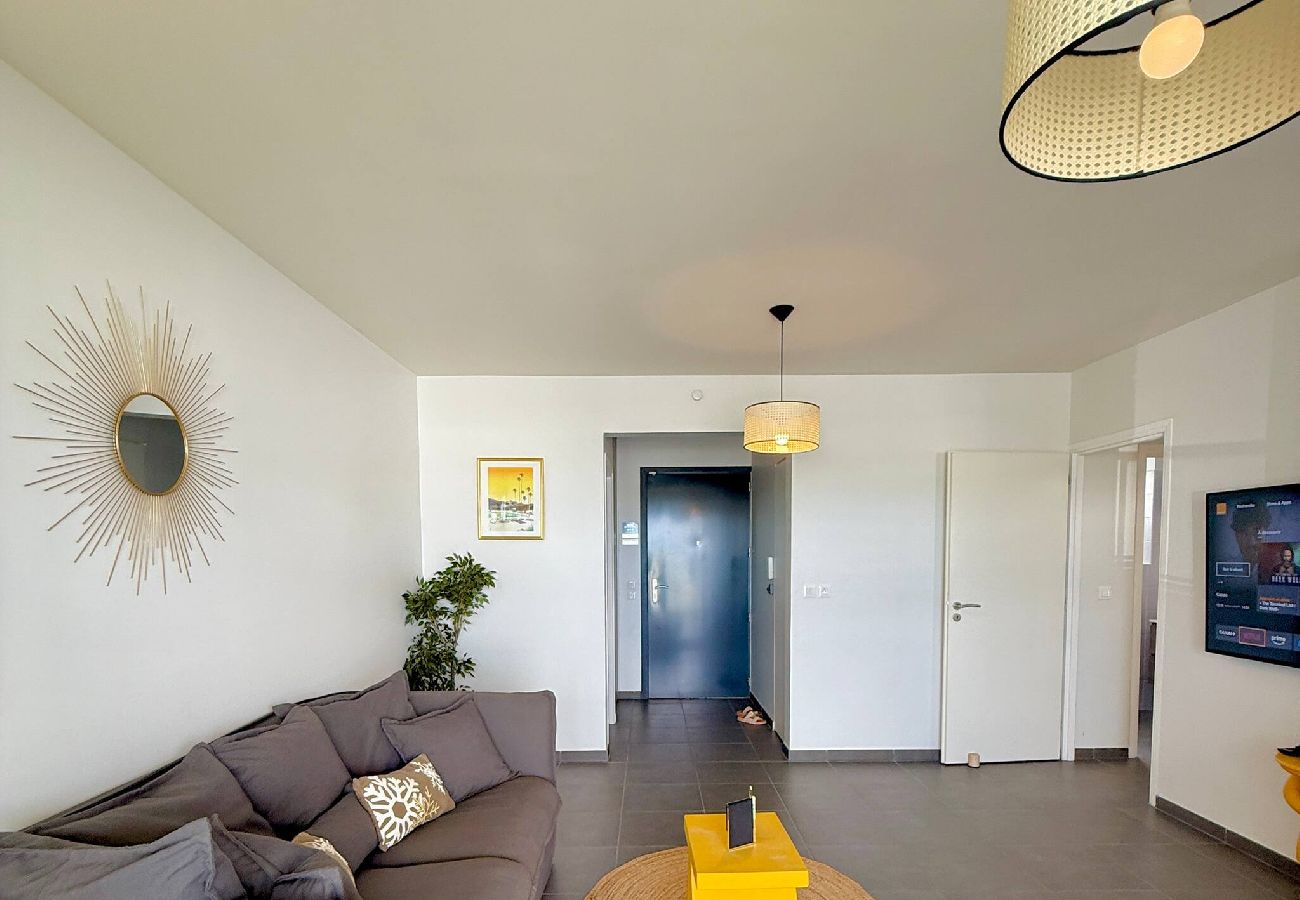 Apartment in Fort-de-France - Appartement Corail Bleu 3 Étoiles 