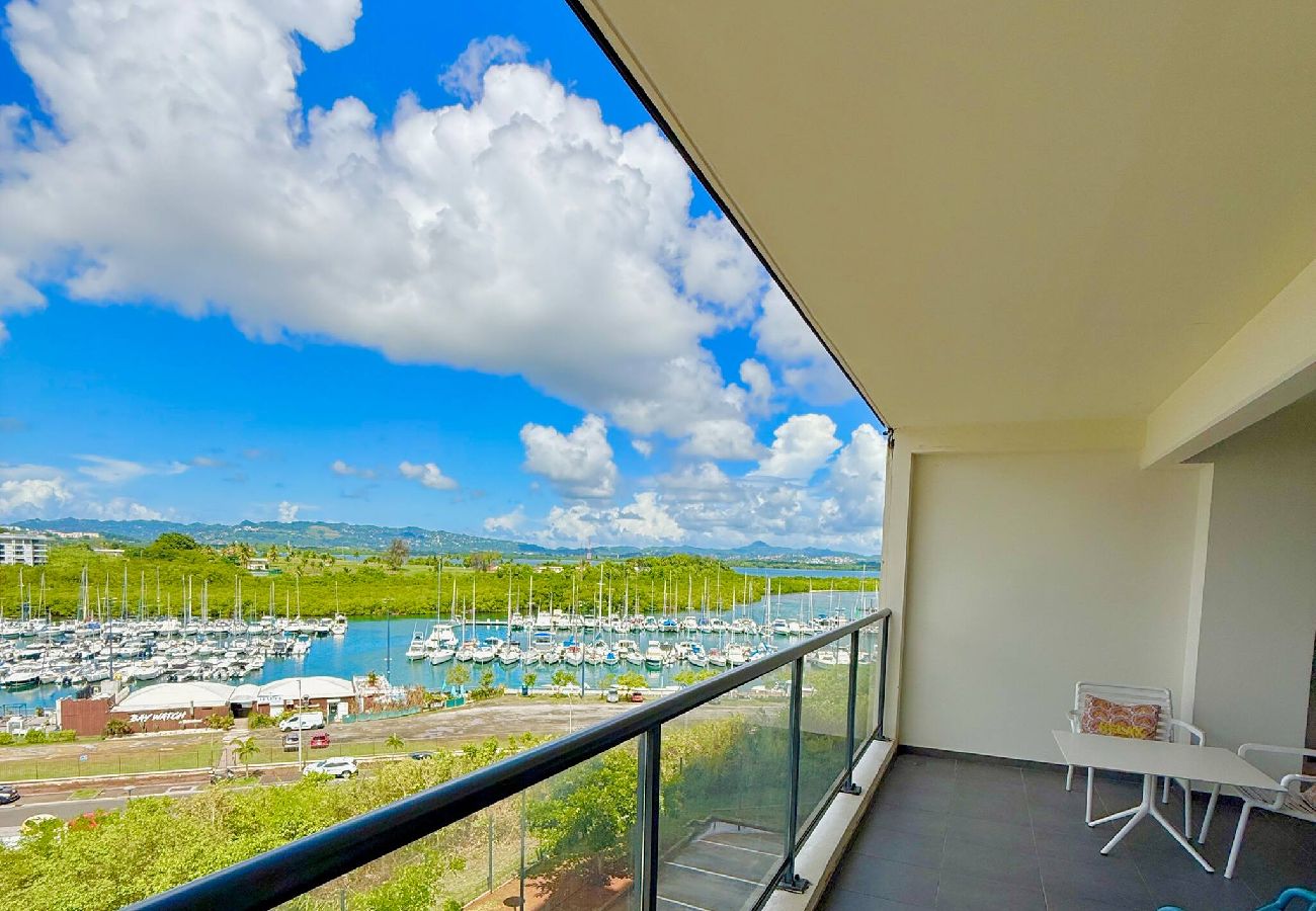 Apartment in Fort-de-France - Appartement Corail Bleu 3 Étoiles 