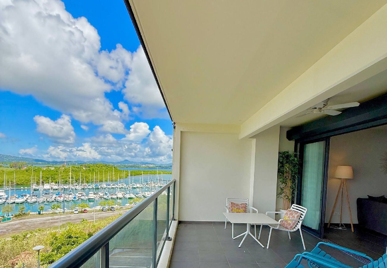 Apartment in Fort-de-France - Appartement Corail Bleu 3 Étoiles 