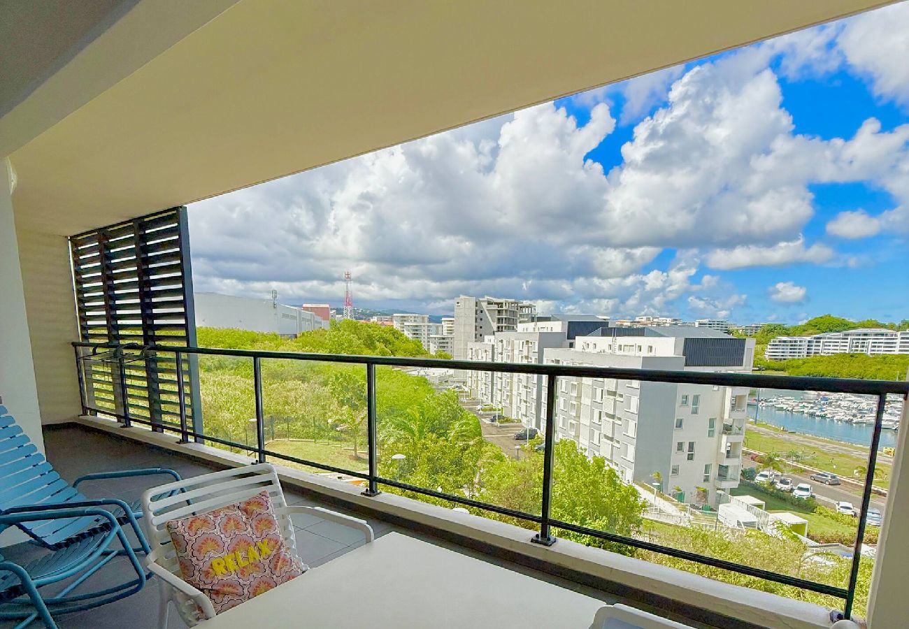 Apartment in Fort-de-France - Appartement Corail Bleu 3 Étoiles 