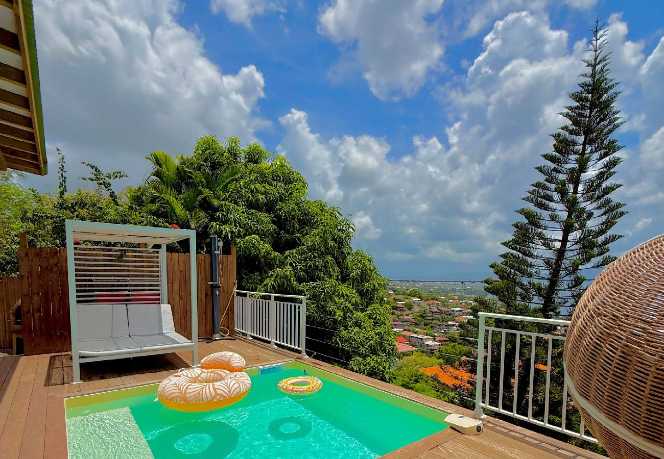 House in Schoelcher - Villa Yamaïra - Piscine, vue mer & billard 