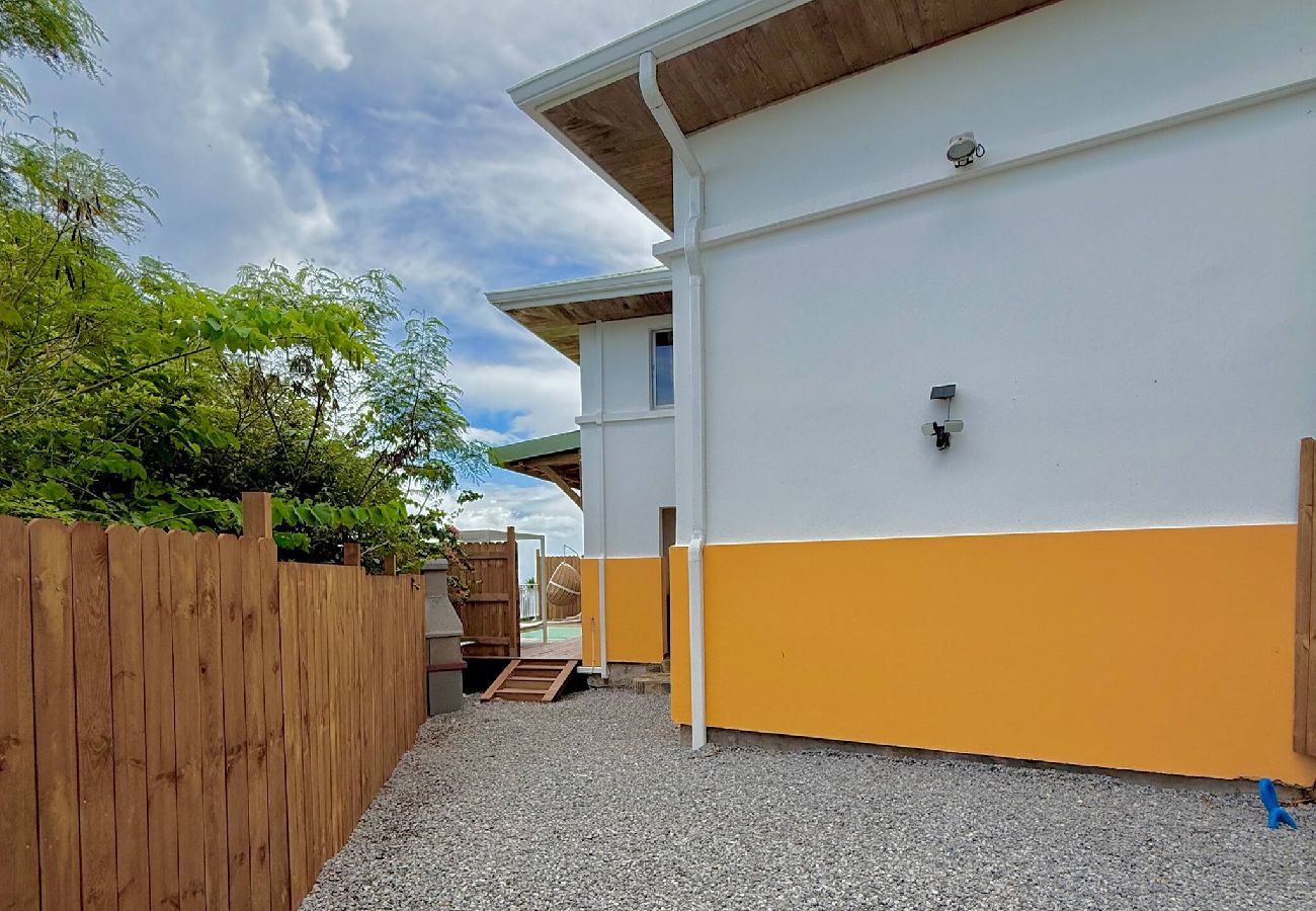 House in Schoelcher - Villa Yamaïra - Piscine, vue mer & billard 