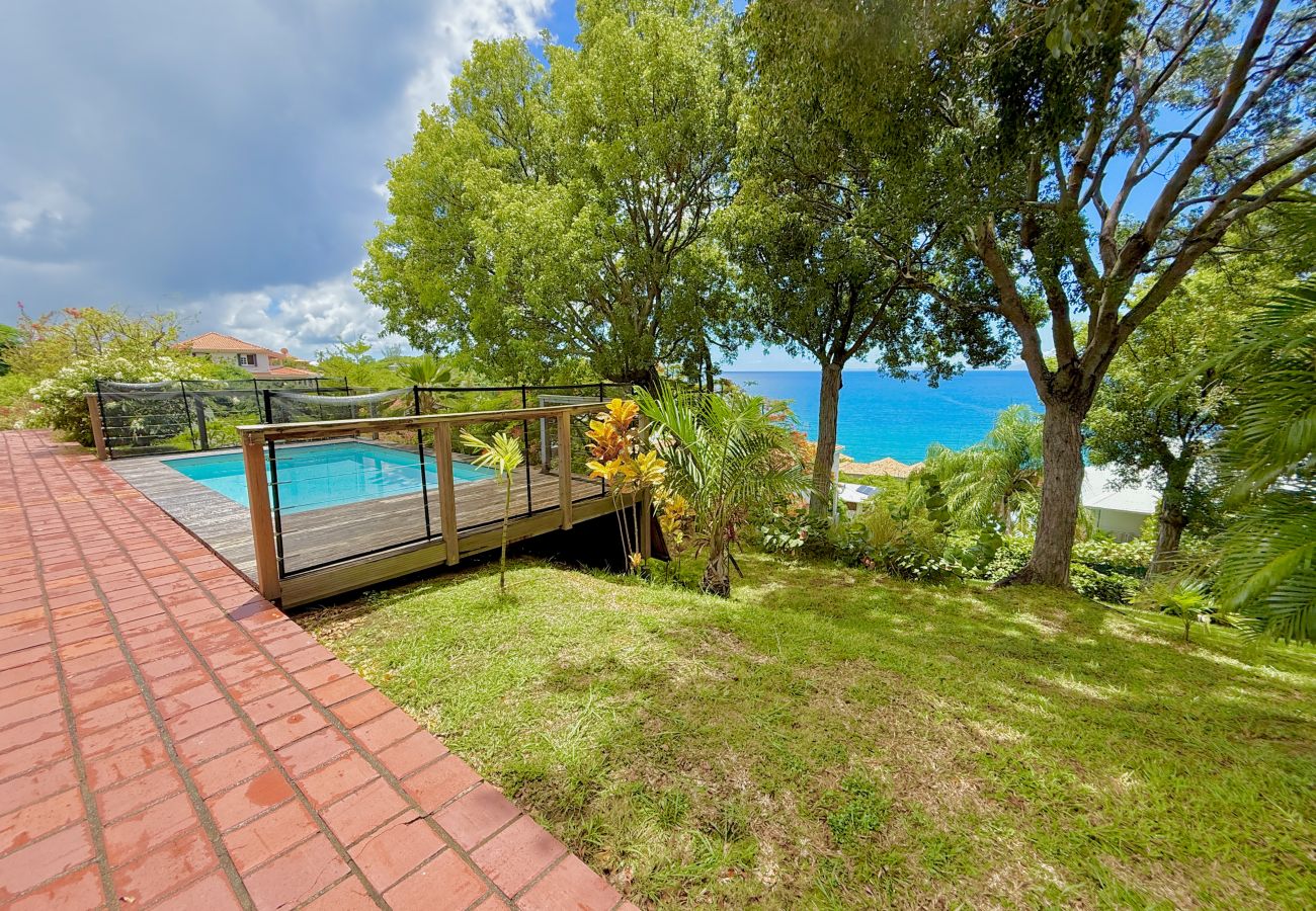 House in Le Diamant - Ville La Caillou - 4 chambres - Piscine 