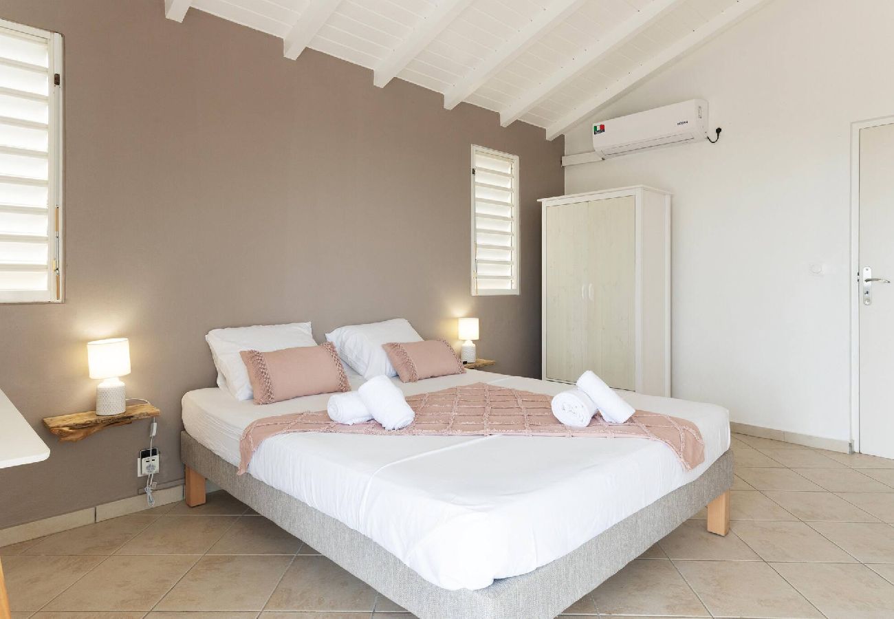 Villa in Le Moule - Villa Holy Days - Piscine & Magnifique vue mer 