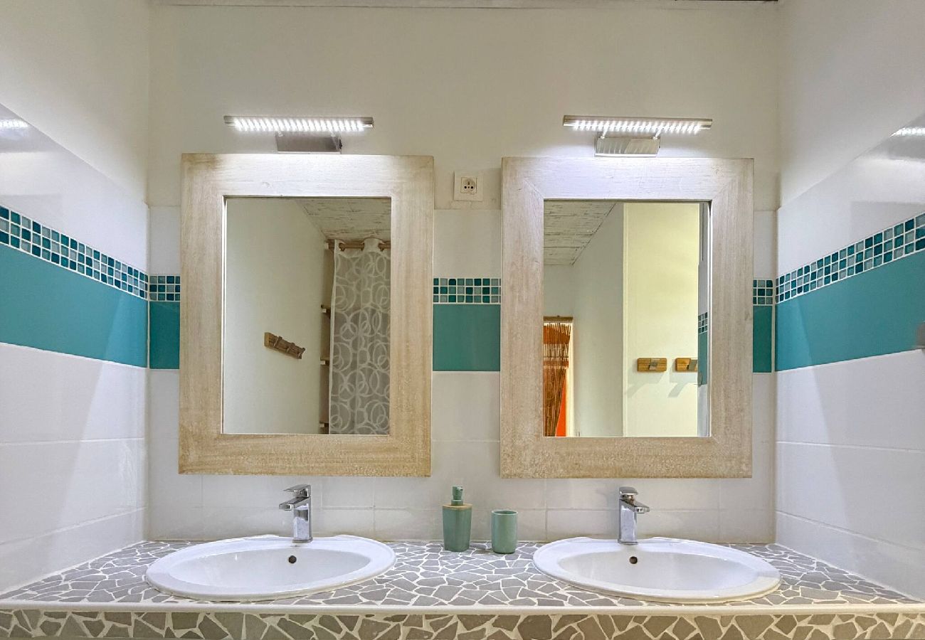 House in Les Trois-Ilets - La Villa Ixora - Piscine et vue mer 