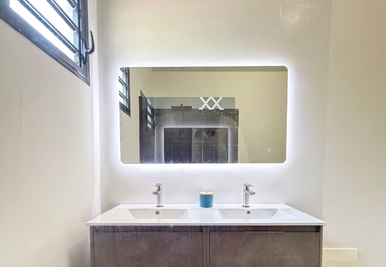 House in Le Lamentin - La Villa Serenity Pool 