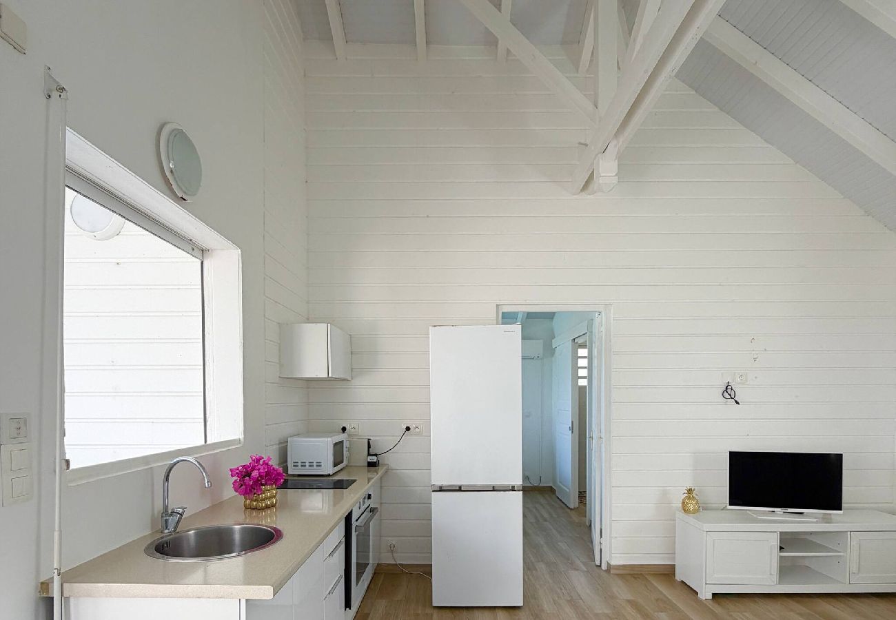 House in Le Moule - La Villa Bleu Émeraude 