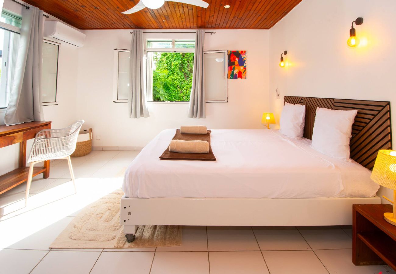 House in Saint-Joseph - Villa Evasion Tropicale - Piscine privée 