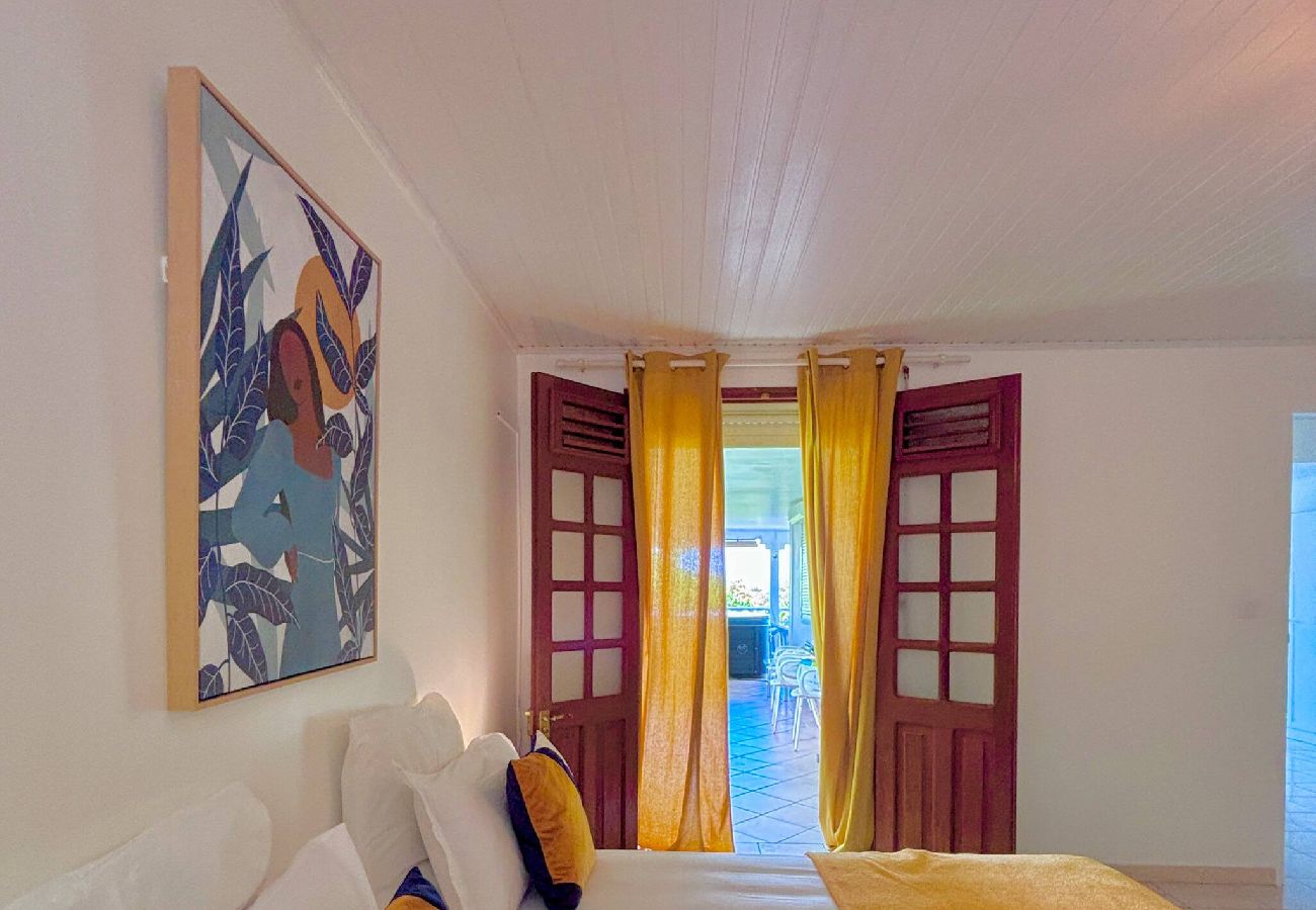 Maison à Schoelcher - Bleu Horizon 
