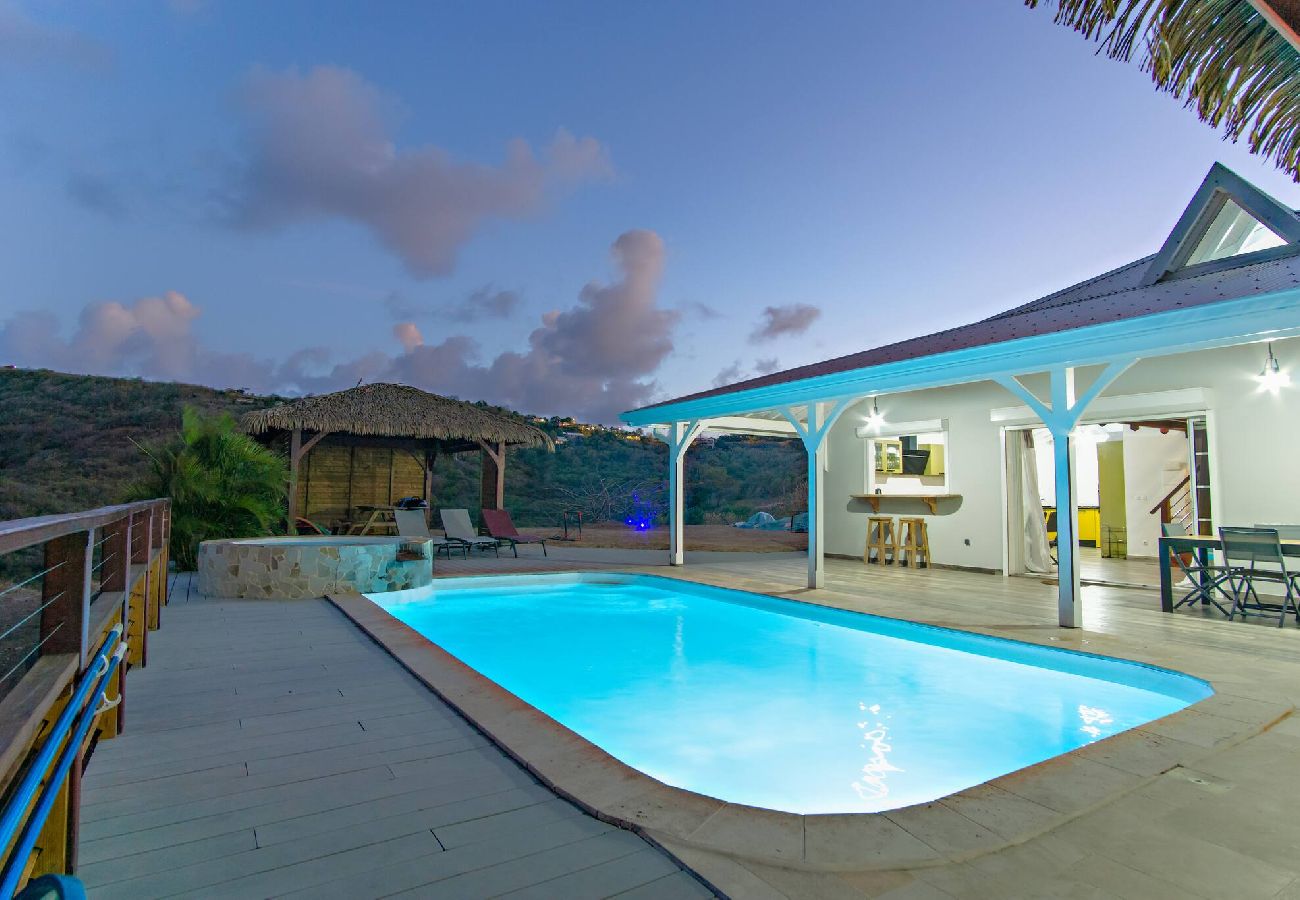 Villa à Le Marin - Villa Des Lilas 
