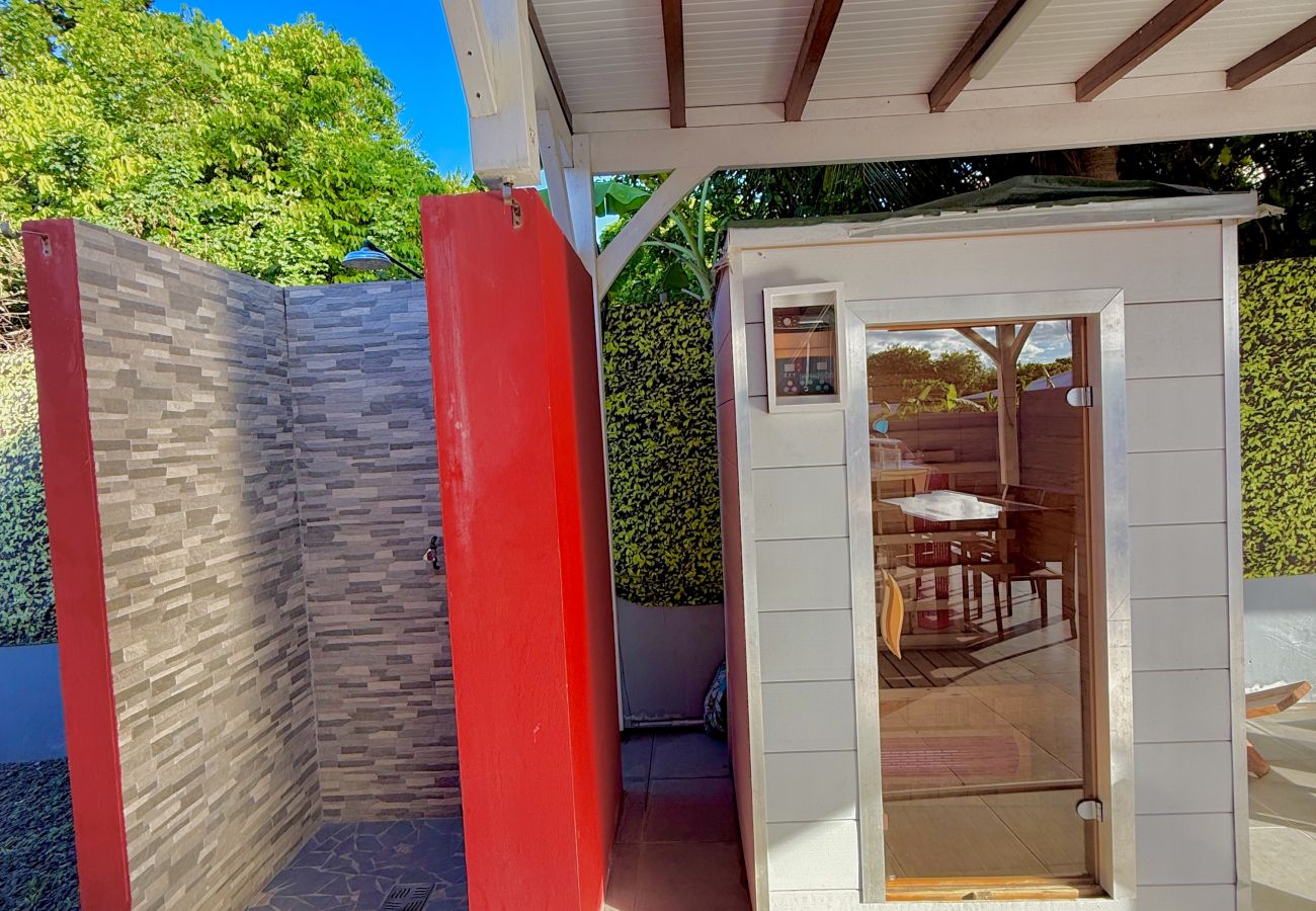 Villa à Le Vauclin - Villa SAADA cosy piscine, jacuzzi et sauna. 