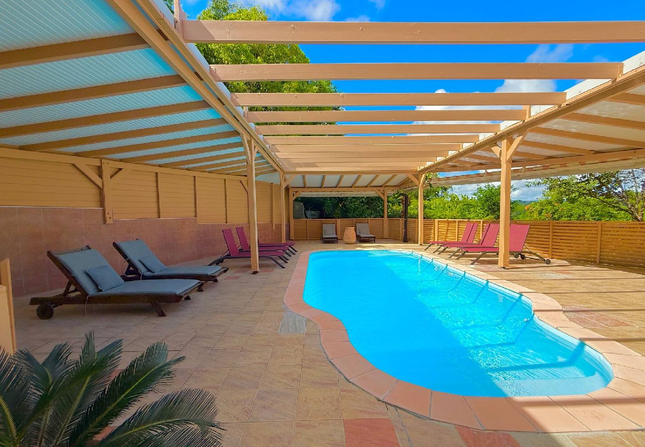 Maison à Le Marin - Villa Case Bourbon * Piscine, Fitness et Jeux 