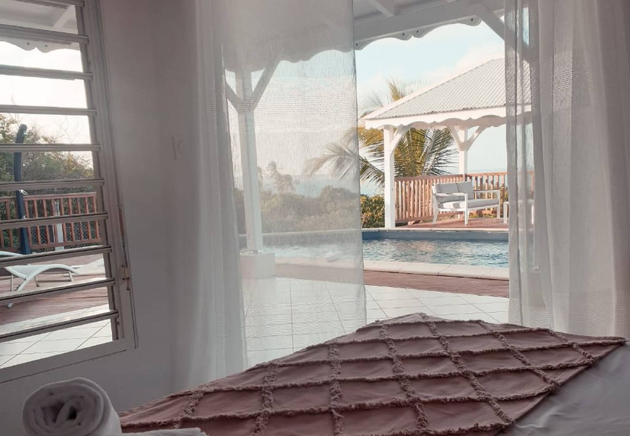 Villa à Le Moule - Villa Holy Days - Piscine & Magnifique vue mer 