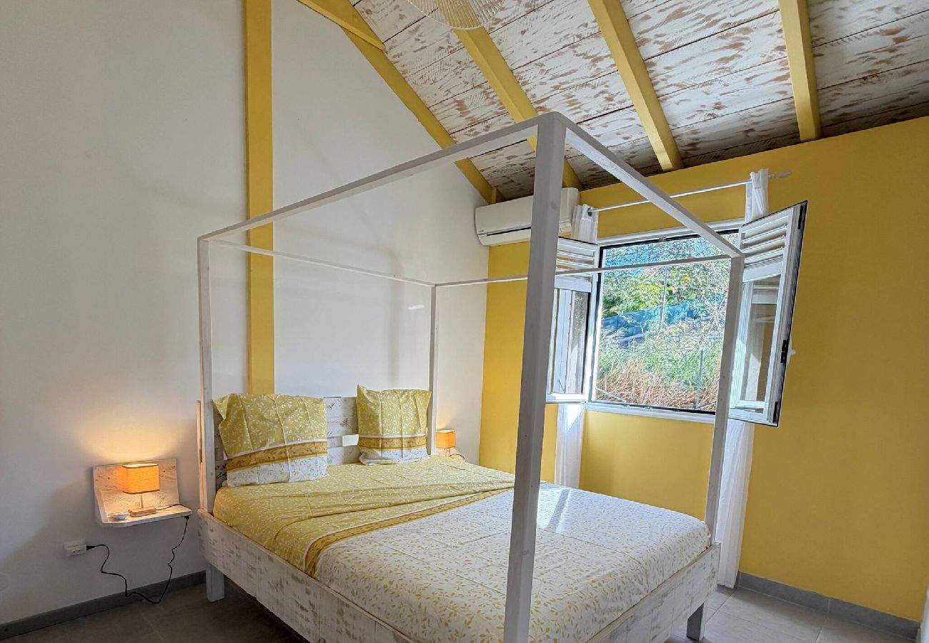 Maison à Les Trois-Ilets - La Villa Ixora - Piscine et vue mer 