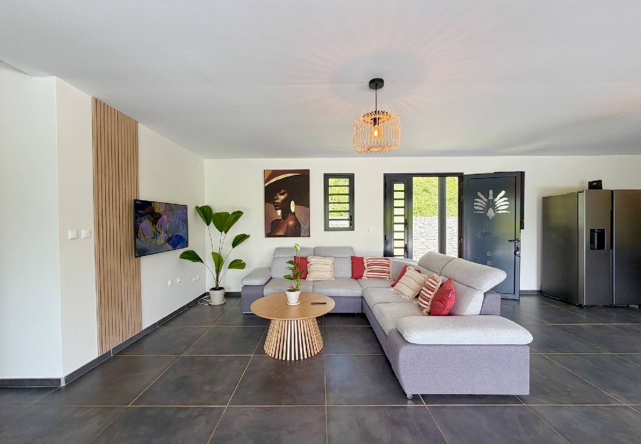 Maison à Le Lamentin - La Villa Serenity Pool 