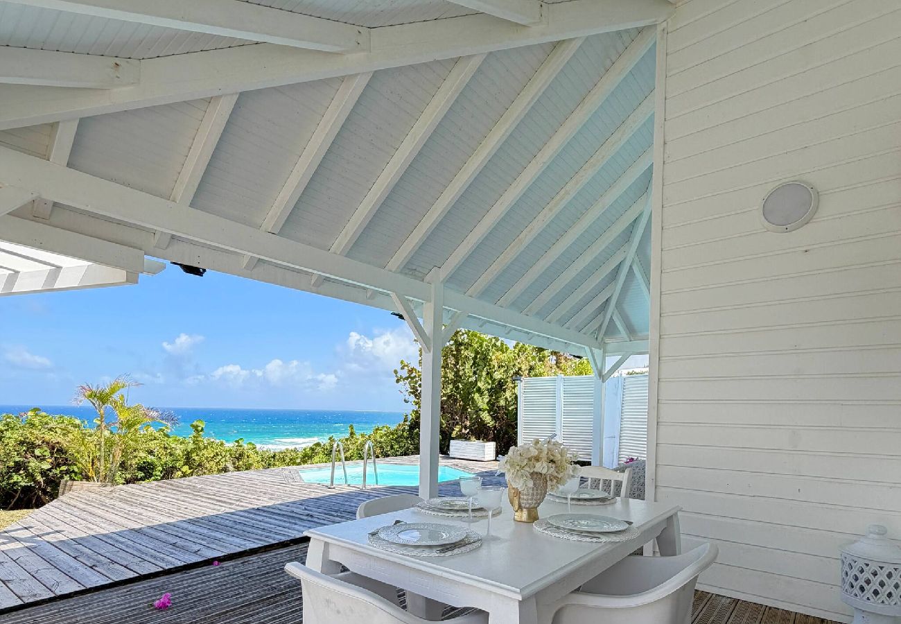 Maison à Le Moule - La Villa Bleu Émeraude 