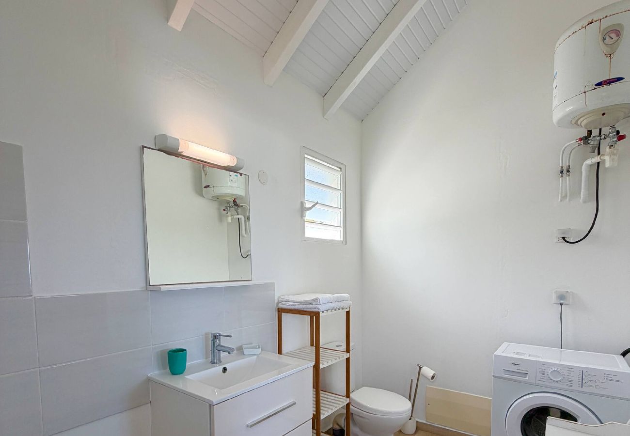 Maison à Le Moule - La Villa Bleu Émeraude 