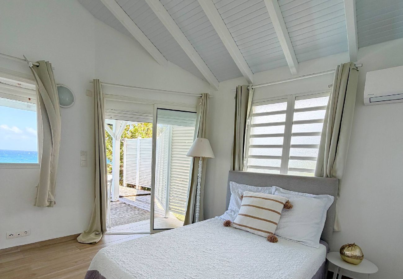 Maison à Le Moule - La Villa Bleu Émeraude 