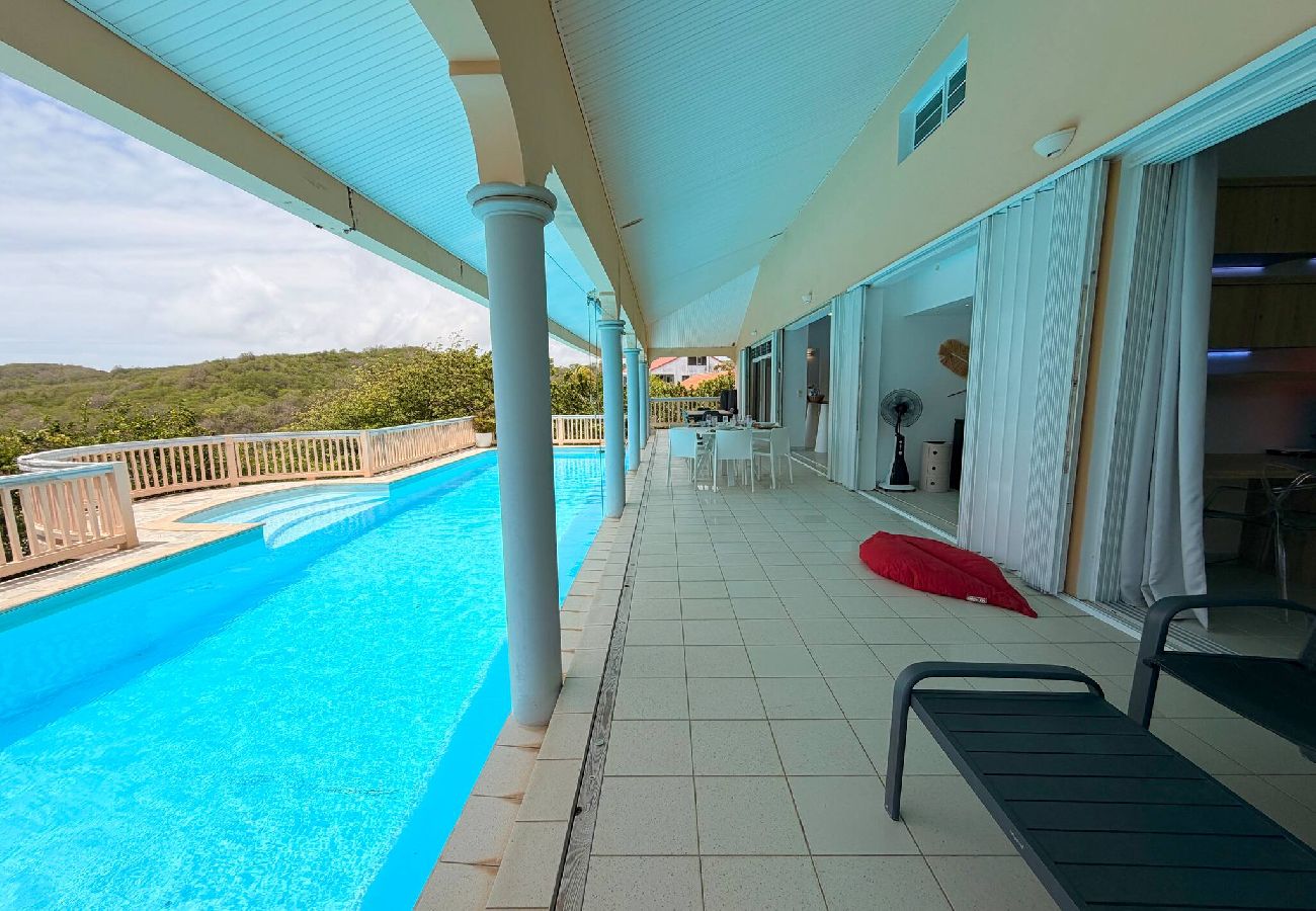 Villa à Le Robert - Villa Horizon Bleu - Sea view & Pool 