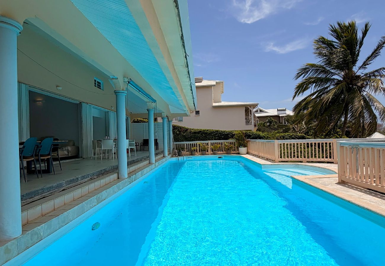 Villa à Le Robert - Villa Horizon Bleu - Sea view & Pool 