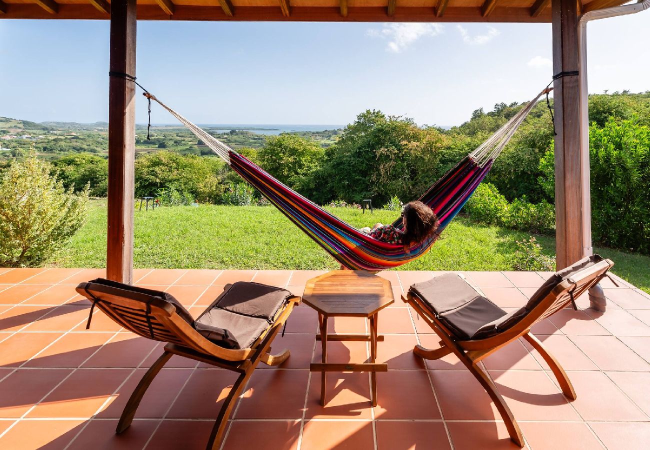 Villa à Le Marin - Cottage de standing - Lakou - Piscine et vue mer 