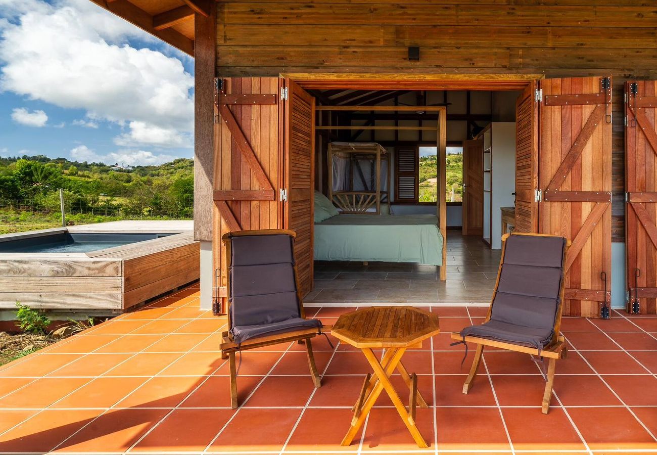 Villa à Le Marin - Cottage de standing - Lakou - Piscine et vue mer 