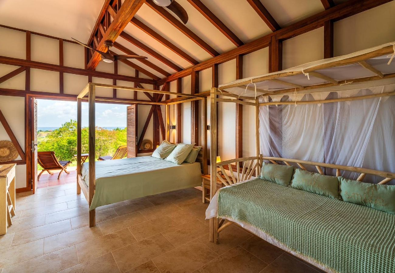 Villa à Le Marin - Cottage de standing - Lakou - Piscine et vue mer 
